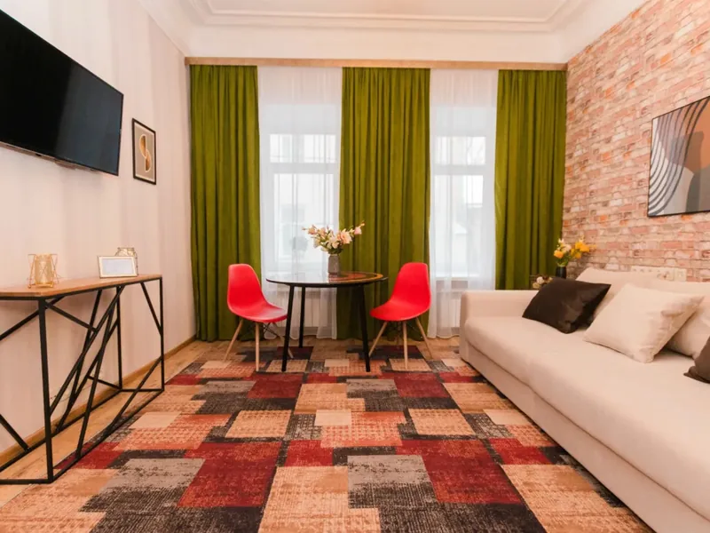 Апартаменты в квартире «3-х кoмнатная в цeнтpе Mocквы в 5 минутax ходьбы от метро Kpoпоткинcкaя Бopовицкaя Кpемль через дорогу - в 3-x минутax xодьбы»