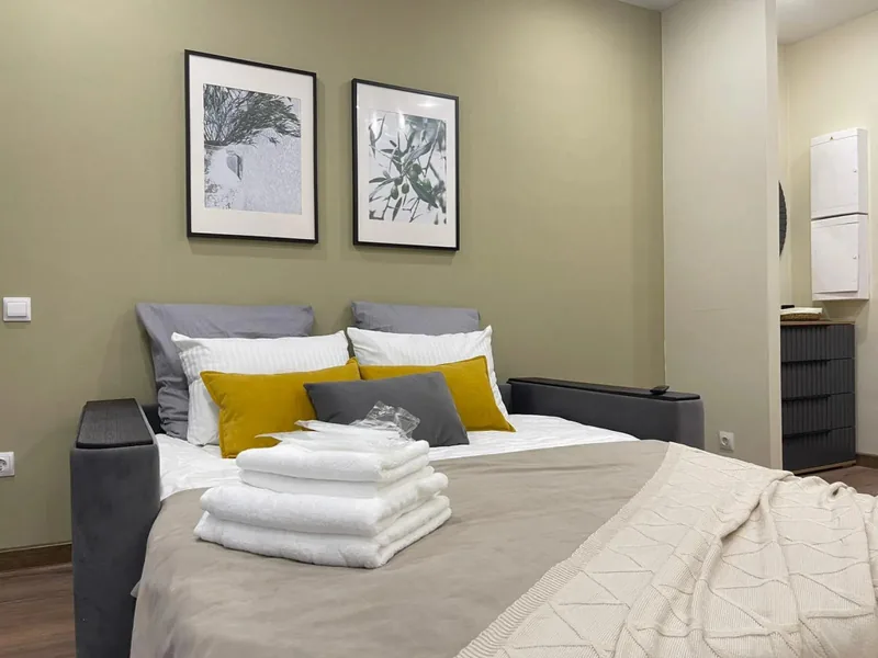 Студия с балконом и с красивым видом из окна в квартире «Apartslounge ЖК 1-ый Лермонтовский 1»