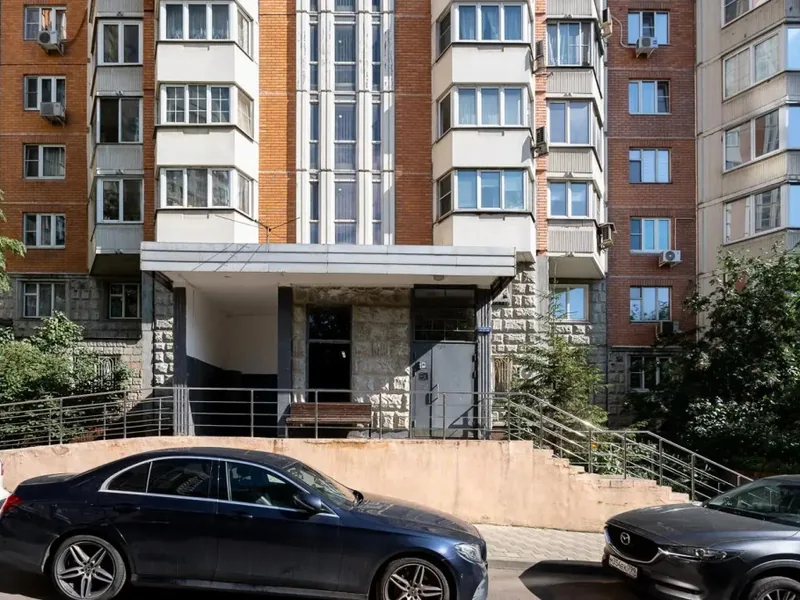 Фасад / вход «BestFlat24 (БэстФлэт24) на тупике Малый Краснопрудный»