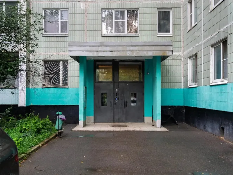 Фасад / вход «BestFlat24 (БэстФлэт24) на улице Новгородская 14»