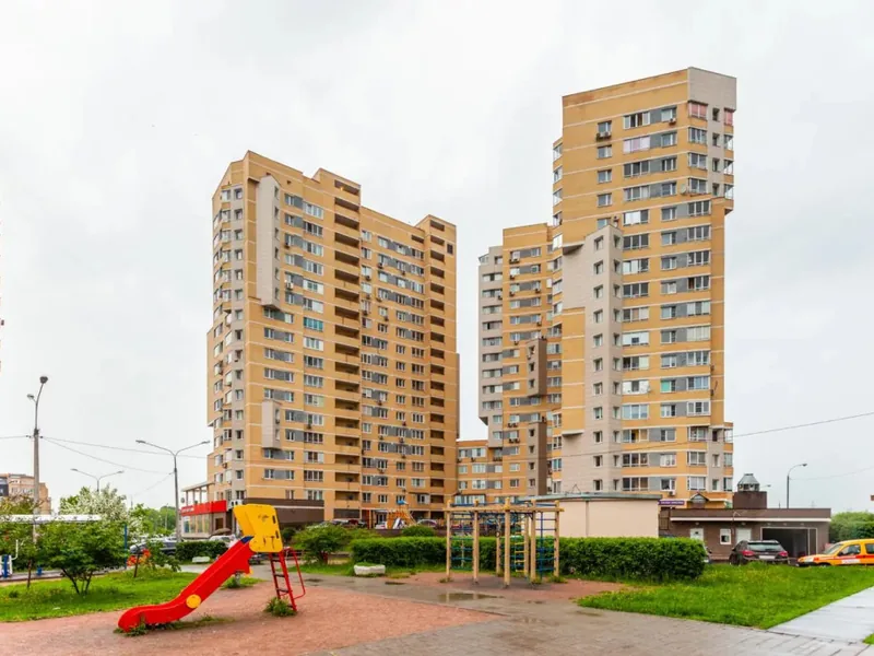 Фасад / вход «BestFlat24 (БэстФлэт24) на улице Троицкая»