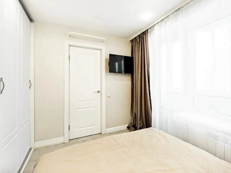 Номер в квартире «BURO Недвижимость»