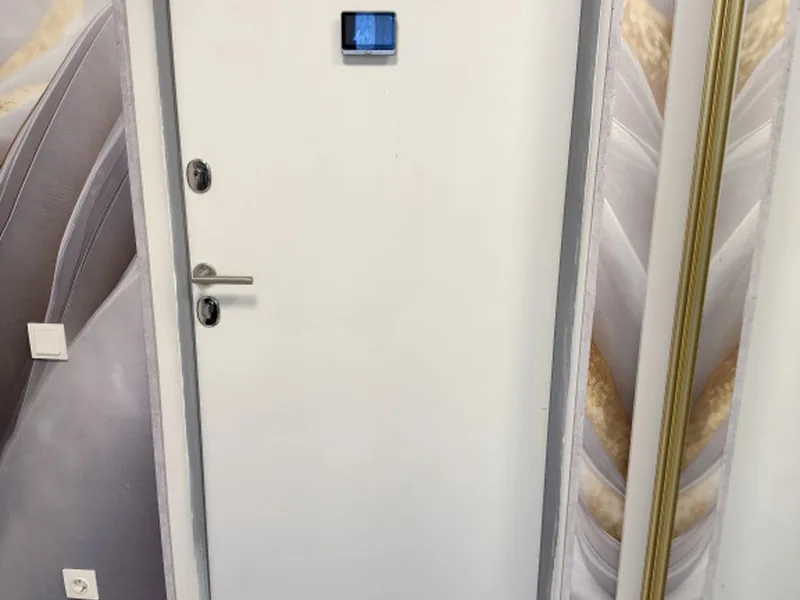 Номер в квартире «Дизайнерский люкс с камином и шкурой оленя»