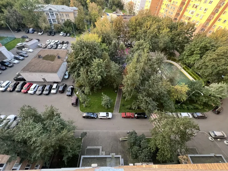 Фасад / вход «Двухкомнатная квартира, 5 спальных мест, 3 кровати, 10 минут от метро Таганская»