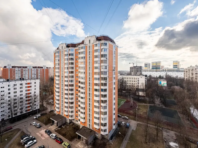 Фасад / вход «Двухкомнатная ЛайлаТов метро Академика Янгеля»