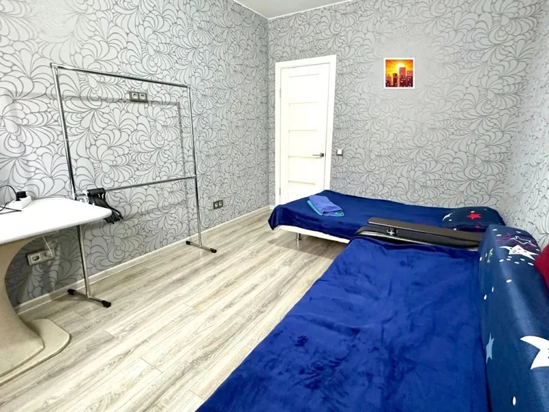 Апартаменты с 2 комнатами в квартире «Двухкомнатная ул. Триумфальная»