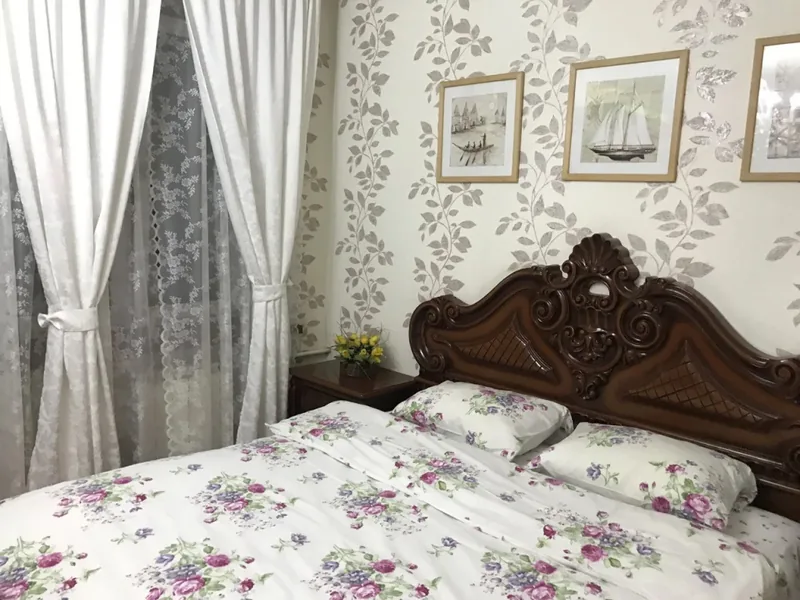 Четырёхместные апартаменты Standard с балконом и с красивым видом из окна в квартире «Фаворит с видом на Храм»