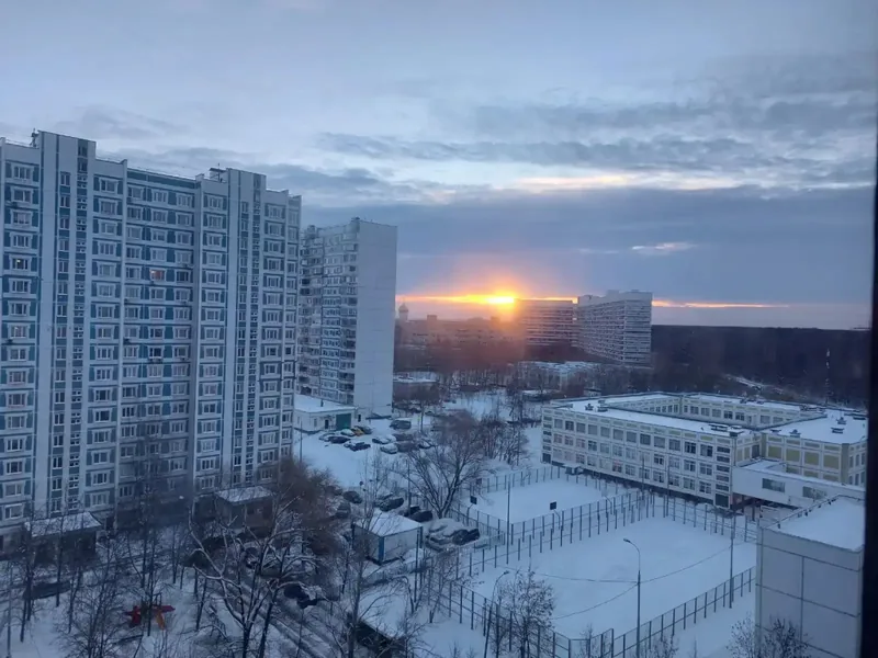 Фасад / вход «Кварт Рента рядом с метро Крылатское»