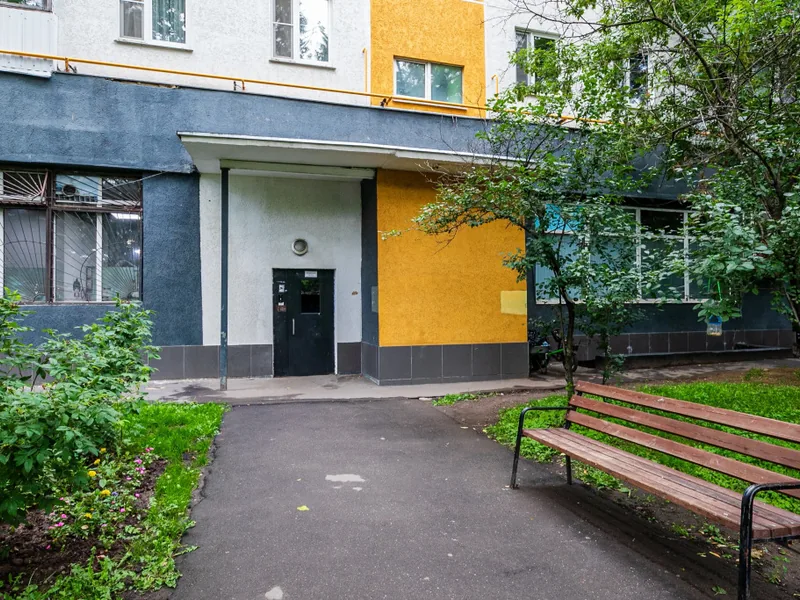 Фасад / вход «МаксРеалти24 Двухкомнатная в 3-х Минутах Пешком от м. Народное Ополчение»