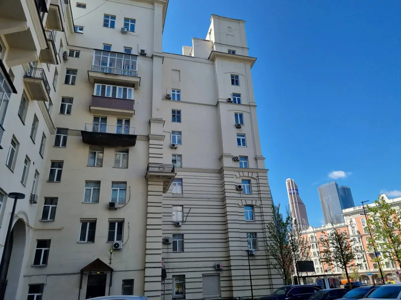 Фасад / вход «Тихая квартира в центре деловой жизни»