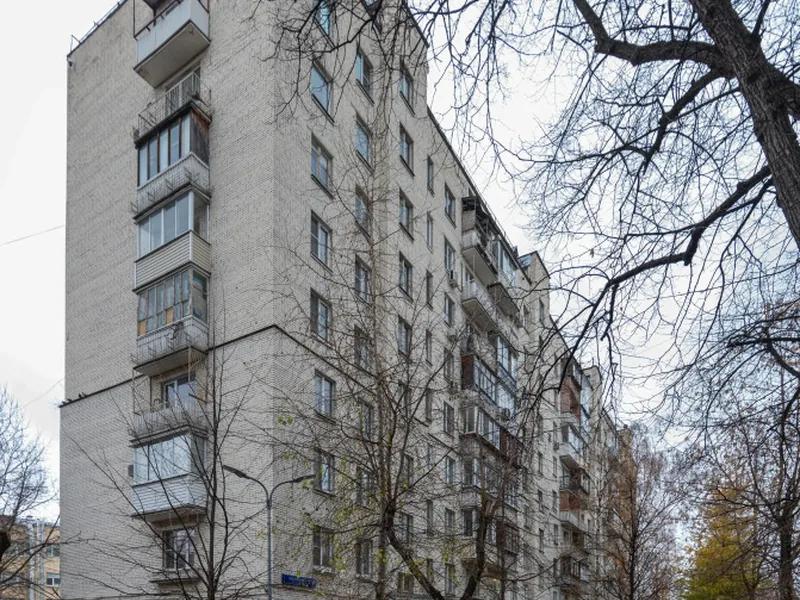Фасад / вход «на Хохловке недалеко от Китай-города»