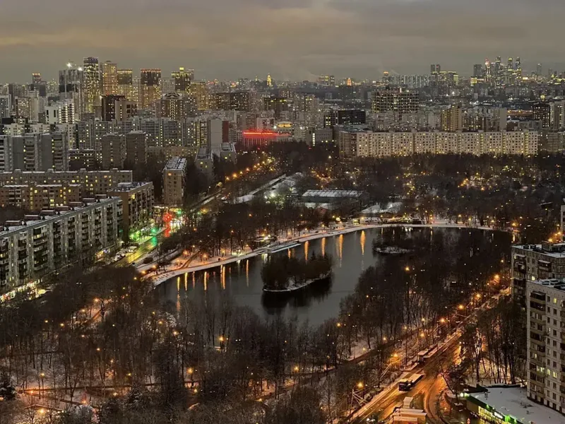 Фасад / вход «на Лобненской 13к2»