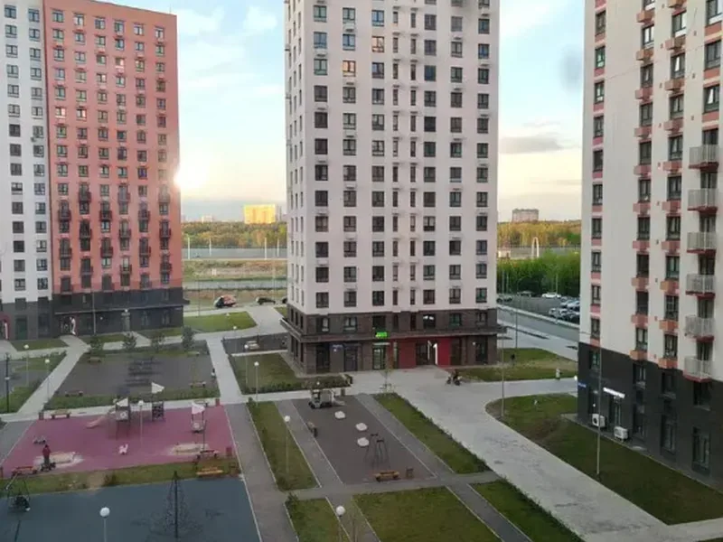 Фасад / вход «на Некрасовском проезде 13»
