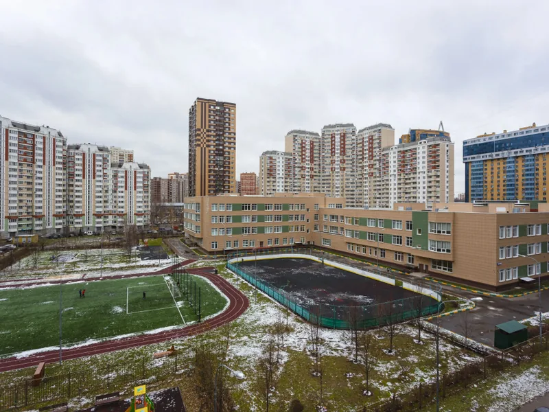 Фасад / вход «на Носовихинском шоссе 37»
