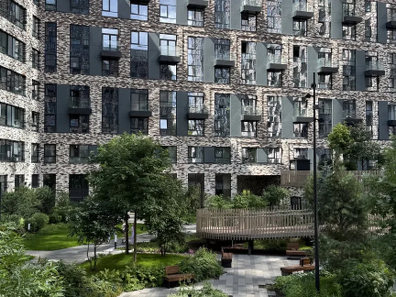 Фасад / вход «новая с видом на москва-сити в жк Левел»
