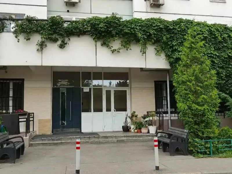 Фасад / вход «новая уютная однушечка возле метро Кузьминки»