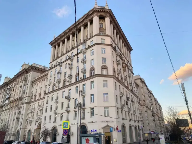 Фасад / вход «Отличная однокомнатная в 2х мин от метро Кутузовская»
