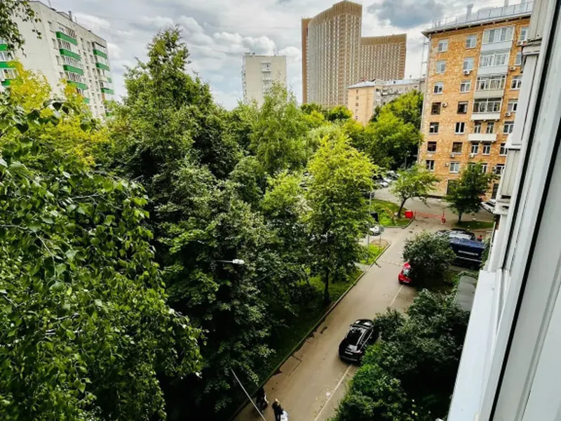 Фасад / вход «Современная напротив ВДНХ»