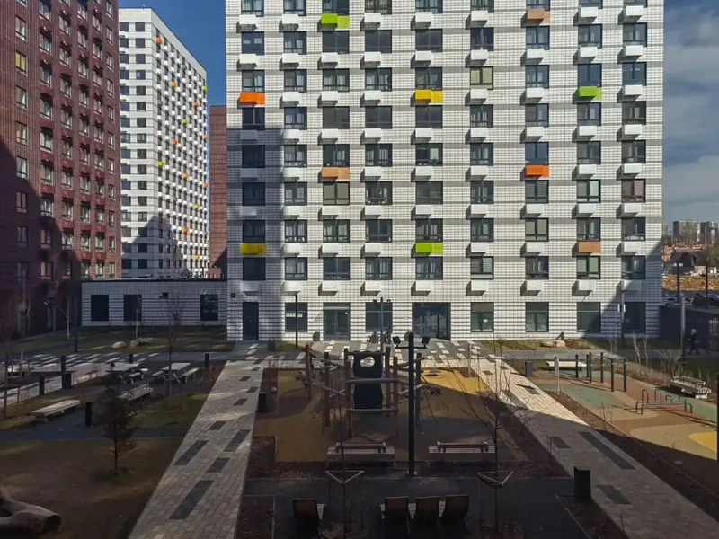 Фасад / вход «Студия у Метро Потапово в ЖК Бунинские Аллеи»