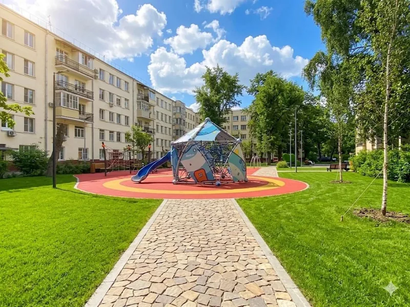 Фасад / вход «Svoy Lux - 3»
