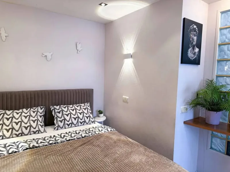 Апартаменты Superior с балконом и с красивым видом из окна в квартире «Top Rooms Дубровка 1-я Машиностроения»
