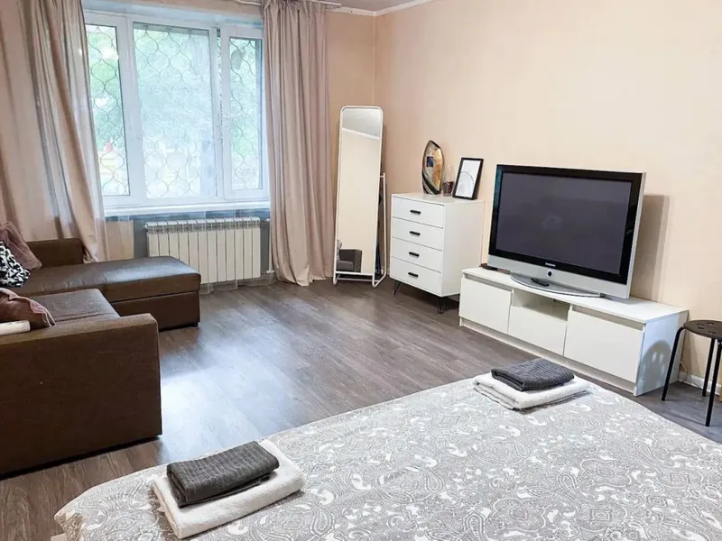 Апартаменты c 1 комнатой с балконом в квартире «Top Rooms рядом с метро Рязанский проспект»