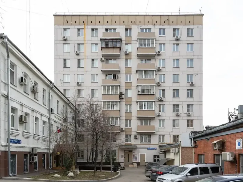 Фасад / вход «у Метро Краснопресненская»