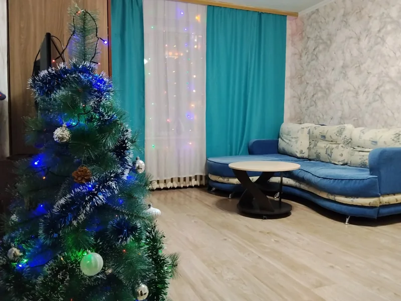 Фасад / вход «у метро Октябрьское Поле»