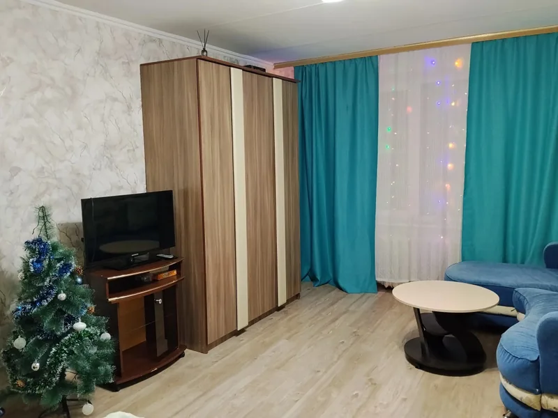 Номер в квартире «у метро Октябрьское Поле»