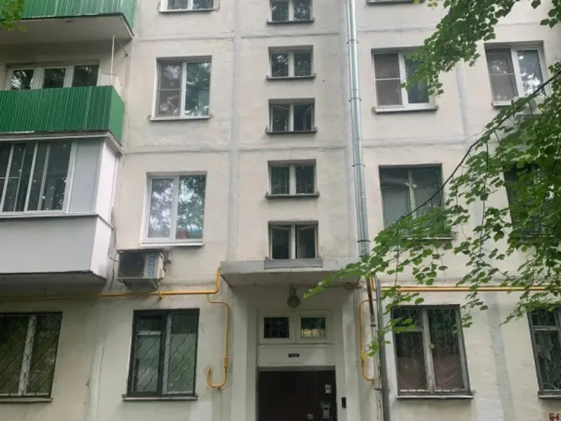 Фасад / вход «Уютная Комфортная в Пяти Минутах от Метро»