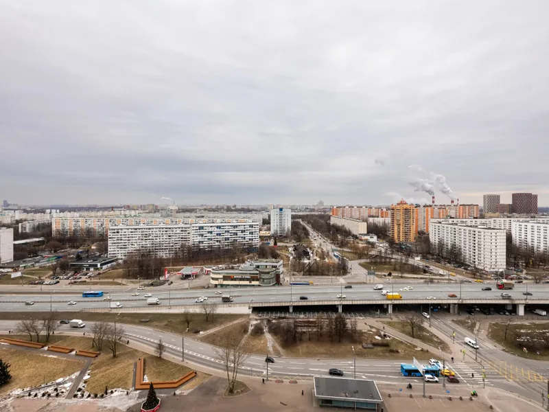 Фасад / вход «однокомнатная ЛайлаТов на метро академика янгеля»
