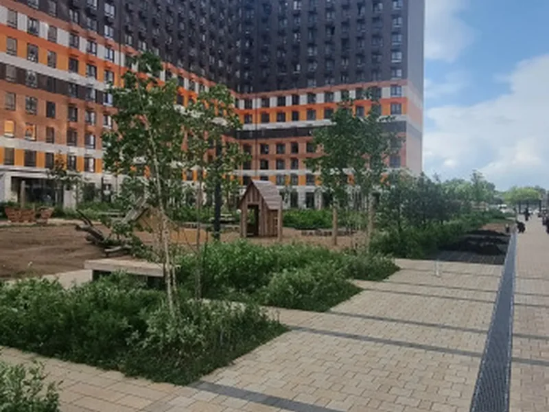 Фасад / вход «Уютная студия в Москве метро братиславская»