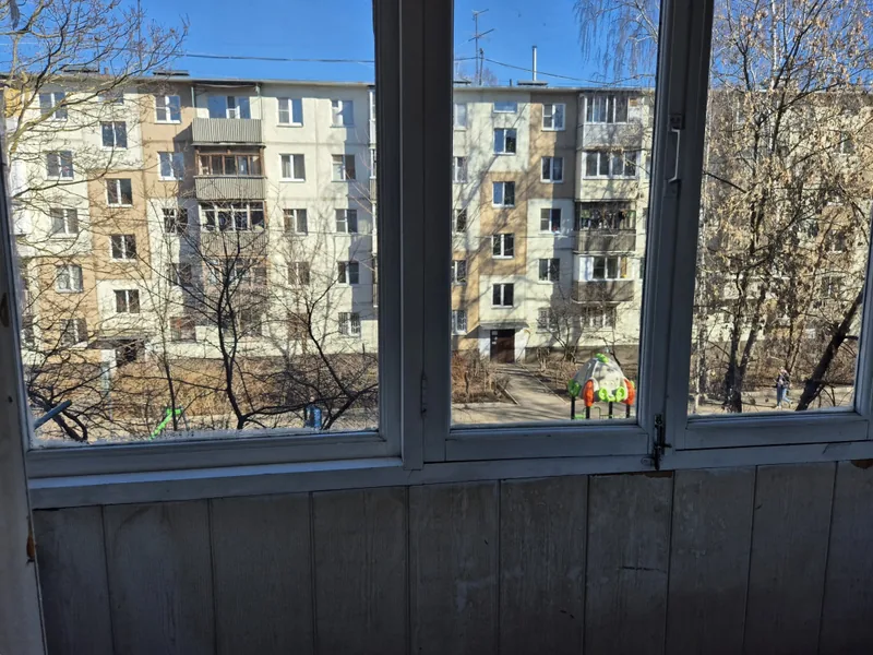Фасад / вход «в Центре на Ул Центральная»