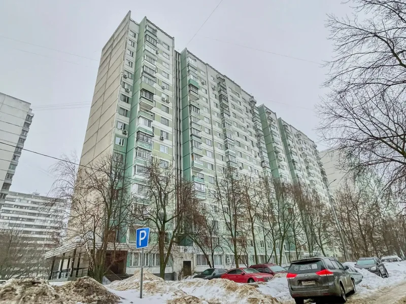 Фасад / вход «Welcome Home на Вернадского»