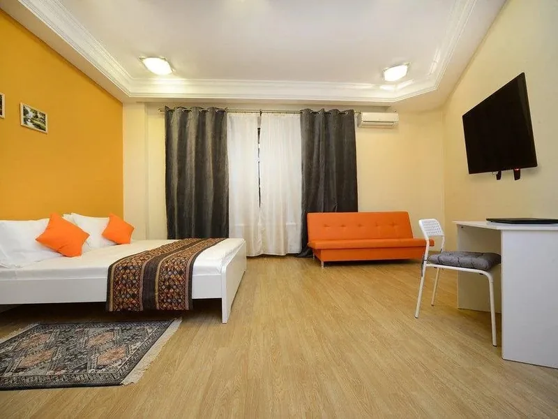 Фасад / вход «Apelsin Hotel on Sretinskiy bulvar»
