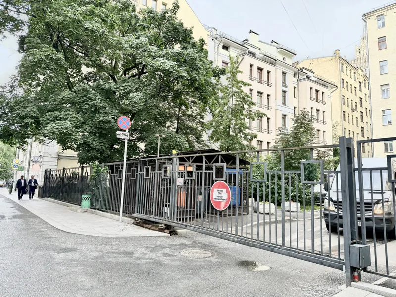 Фасад / вход «Арбатский»