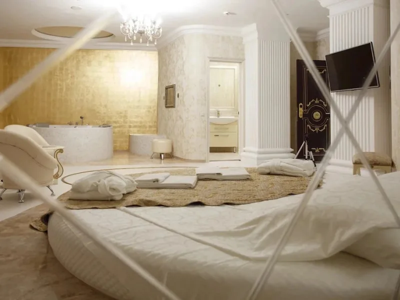 Фасад / вход «De Art 13 Hotel Na Profsoyuznoy»