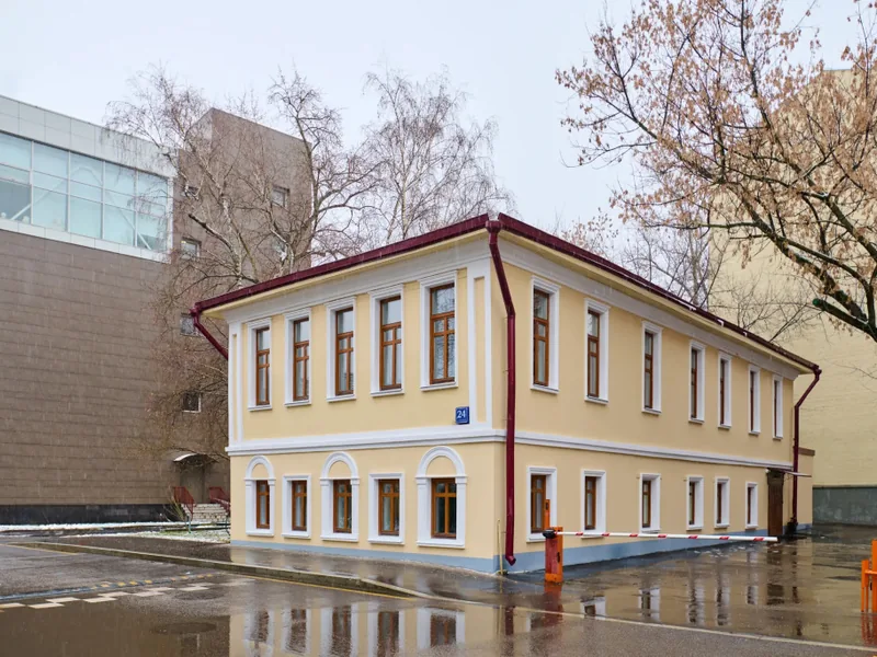 Фасад / вход «Дом Художников Коровиных»