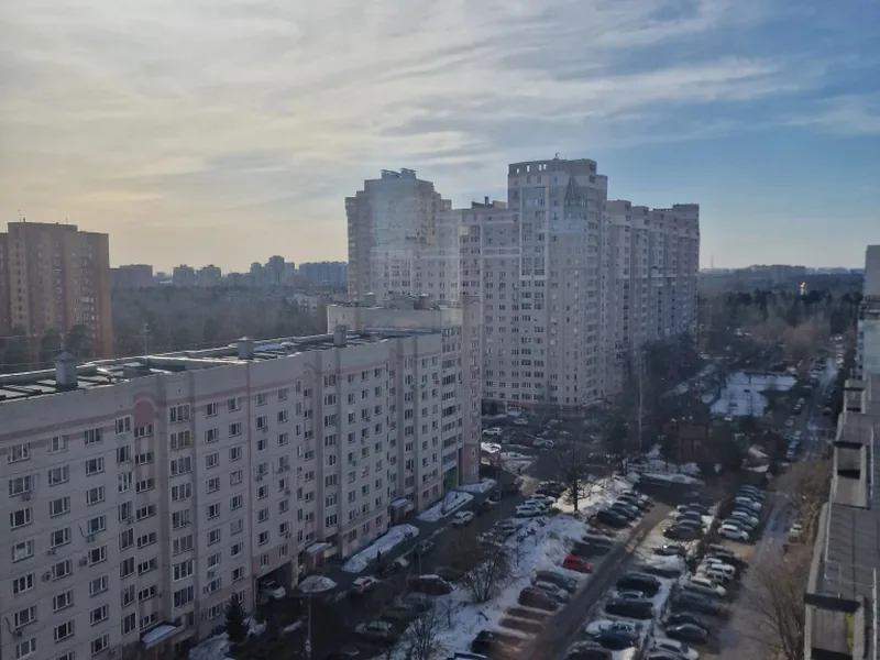 Фасад / вход «Парус»