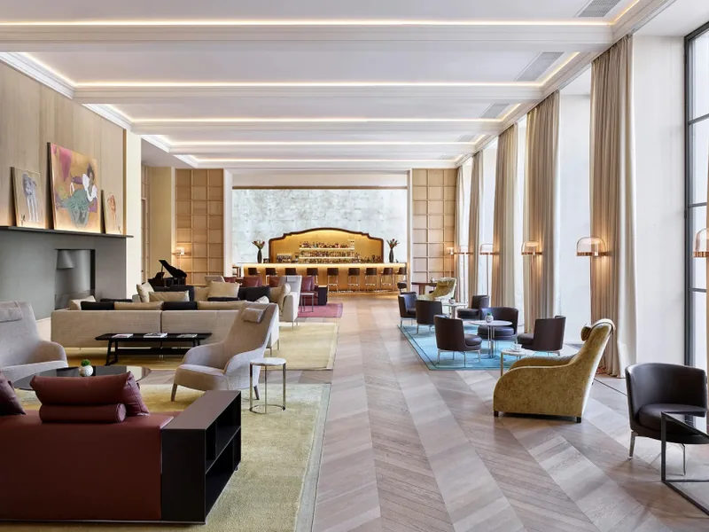 Ресепшн / лобби «Stella di Mosca by BVLGARI Hotels»