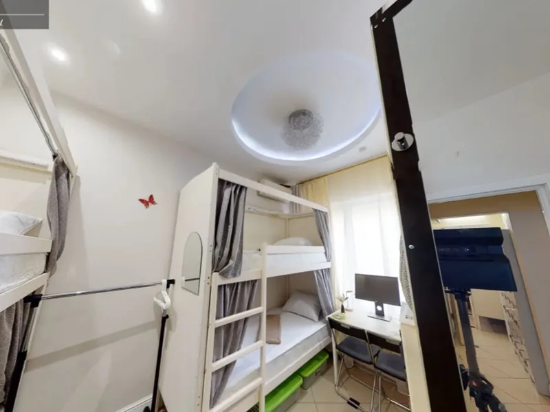 Кровать в общем номере (женский номер) в отеле «it.rooms»