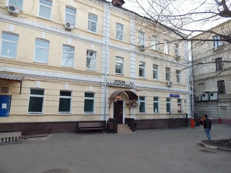 Отель Калифорния, улица Малая Бронная, 24с4, Москва
