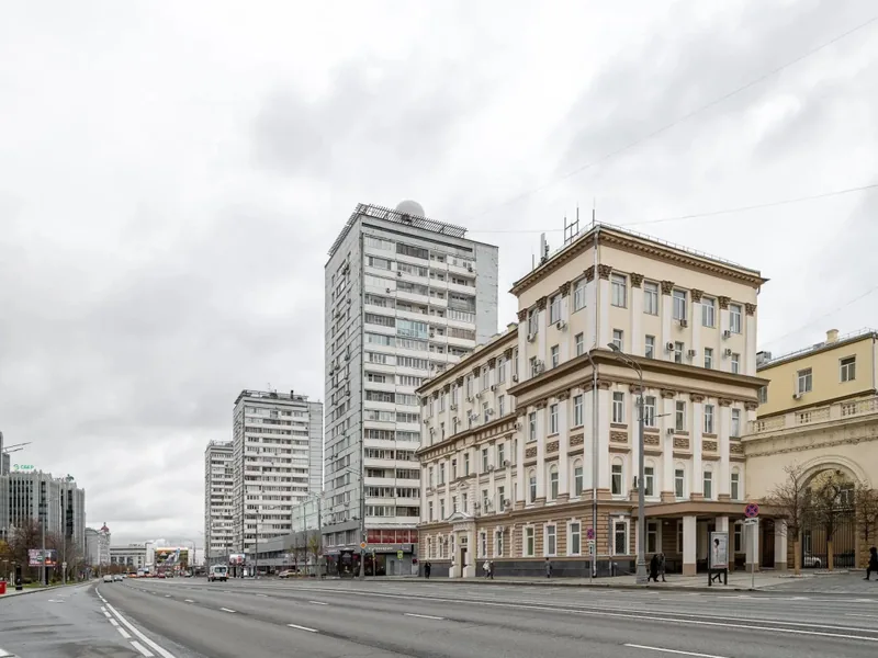 Фасад / вход «Kvart-Hotel (Кварт-Отель) на улице Садовая-Триумфальная 12/14 строение 1»