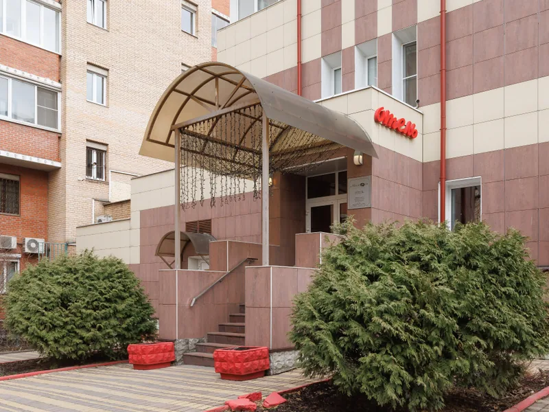Фасад / вход «Малетон»