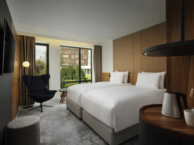 Двухместный номер Superior с видом на внутренний двор в отеле «Movenpick Москва Таганская»