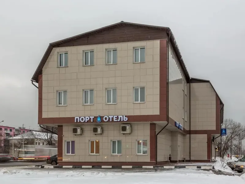 Фасад / вход «Порт Отель»