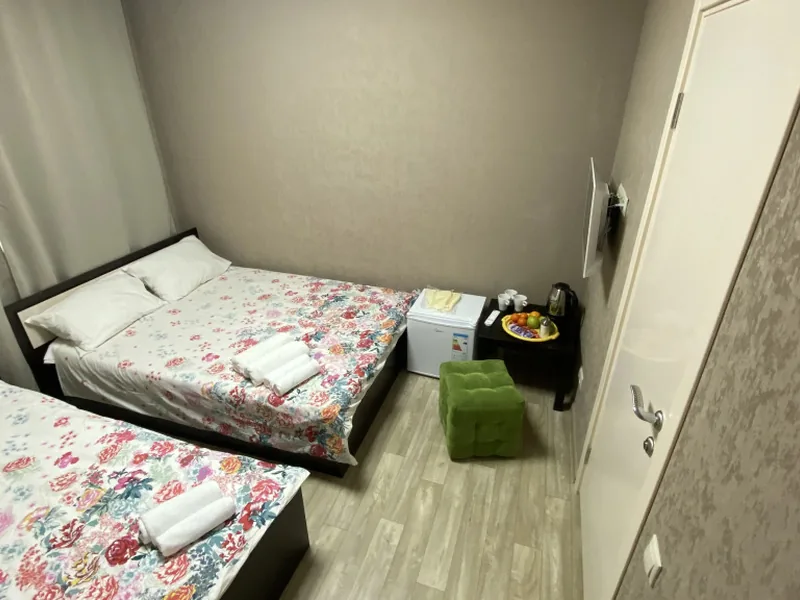Номер в отеле «Room Room»