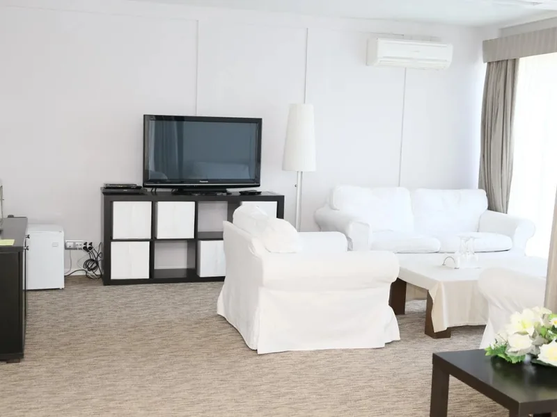 Другие фото отеля «Royal Beach Hotel»