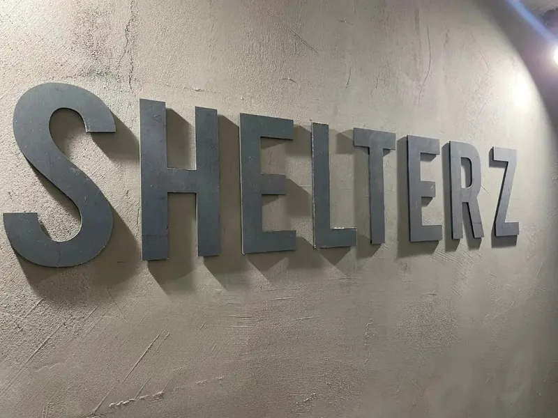 Фасад / вход «Shelterz Электрозаводская»