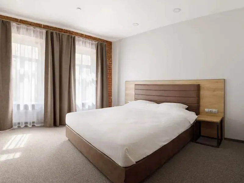 Двухместный номер Standard в отеле «Turris Hotel Petrovsky»